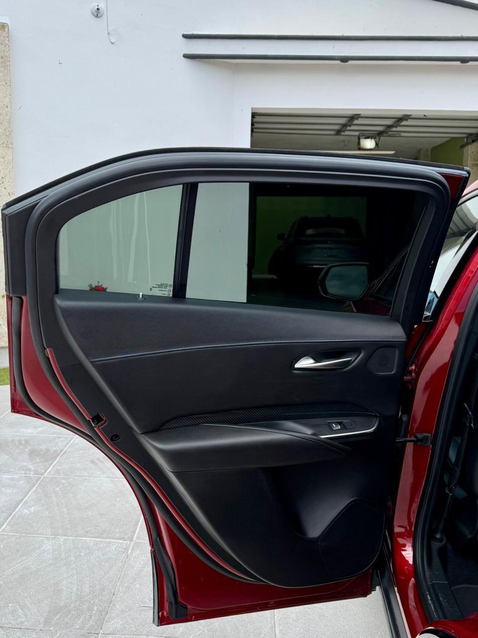 Miniatura: CADILLAC XT4 PAQ F SPORT 2024🏷️MS