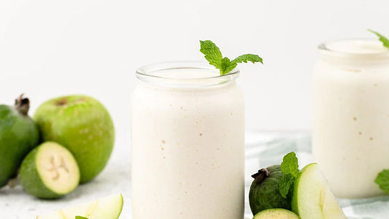 Feijoa & Apple smoothie