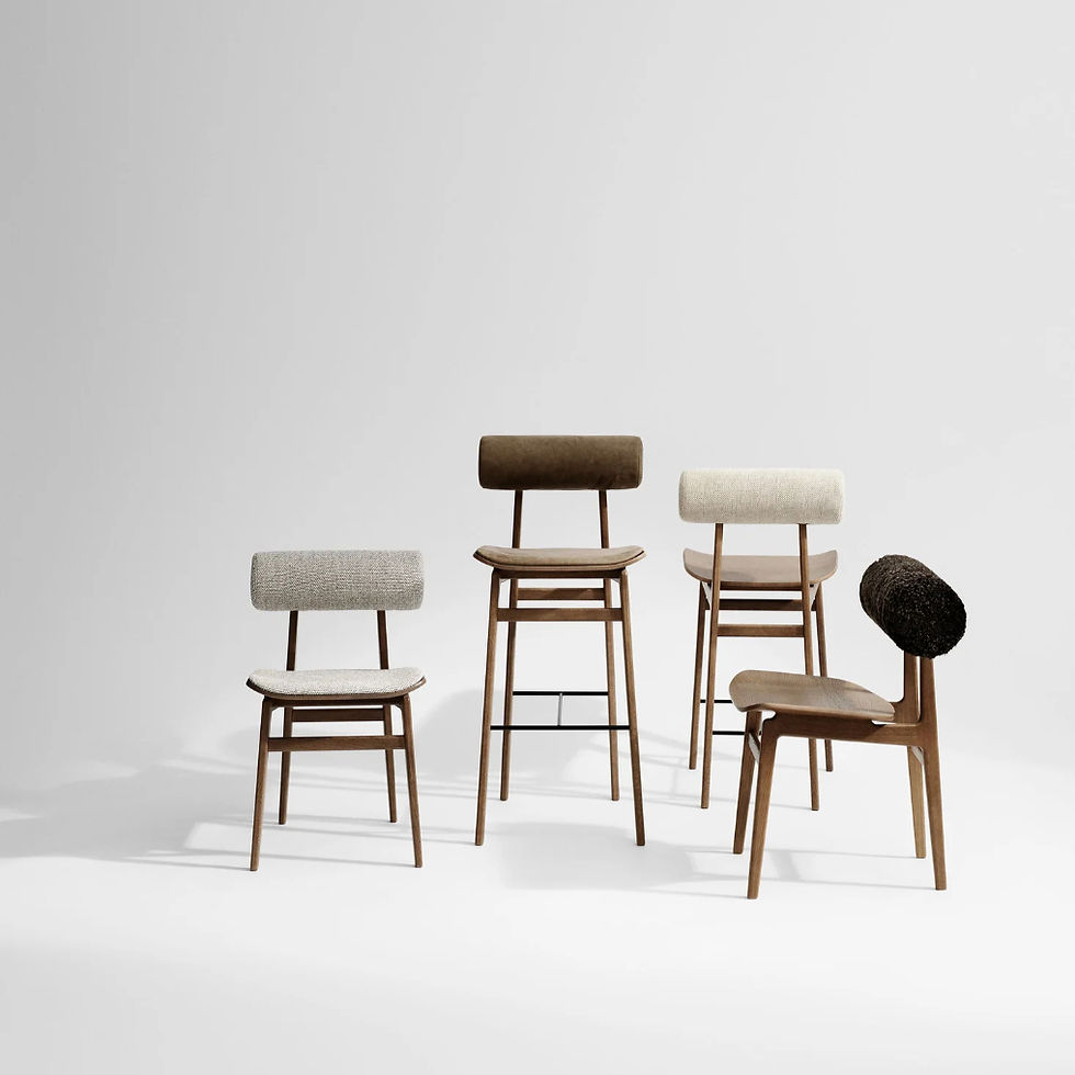 Tabouret de bar Totem au design décontracté, avec dossier arrondi offrant confort et liberté.