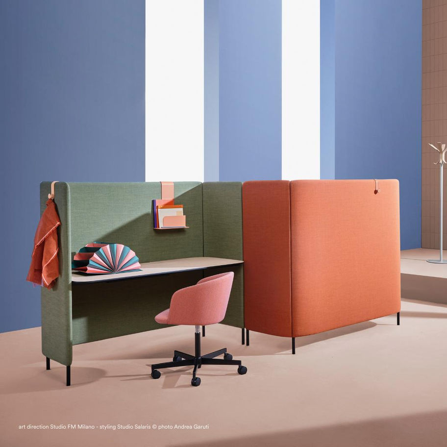 Meuble acoustique Buddyhub modulable avec panneaux insonorisants et modules pour réunion, détente ou travail collaboratif