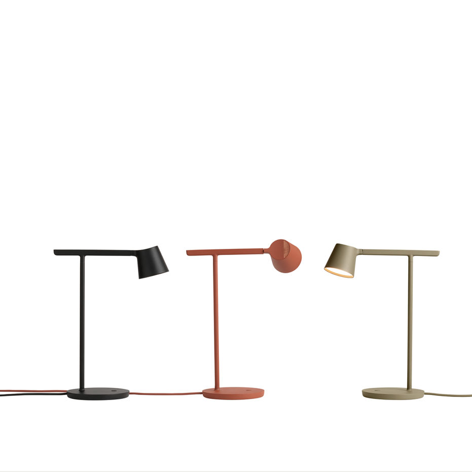 Lampe Tip Table Lamp avec tête et bras ajustables, diffuseur opalin et variateur d’intensité