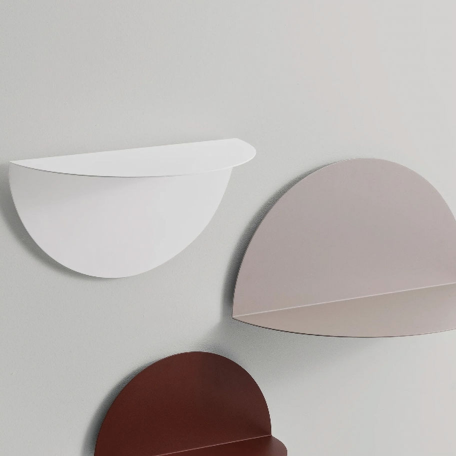 Étagère murale Hoodi en métal, design minimaliste disponible en trois tailles