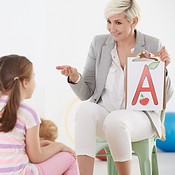 speech-therapist-and-child-P57NFQ9.jpg