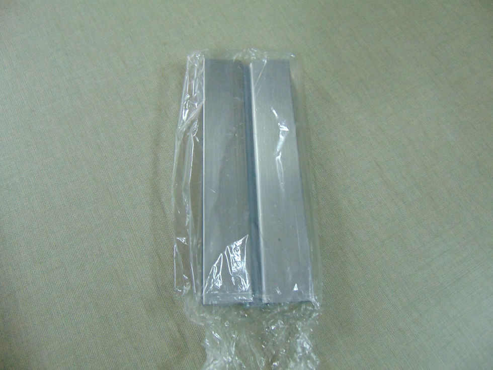 CANTO PVC COR ALUMINIO FLEXIVEL