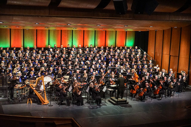 South Shore Chorale unter der Leitung von Cory Schneider
