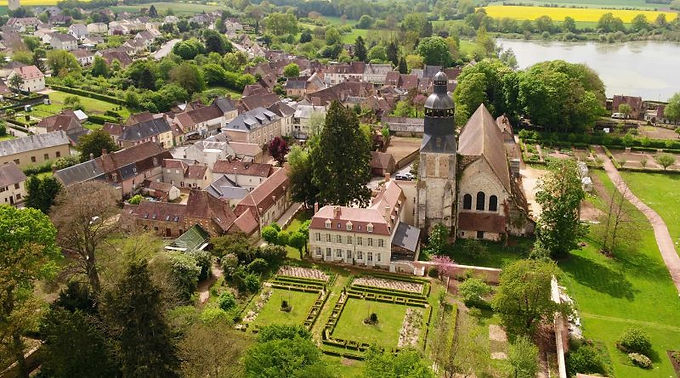 Thiron Gardais: Un ensemble patrimonial exceptionnel