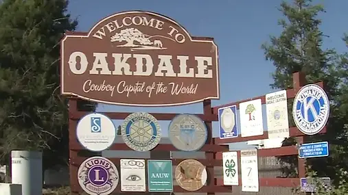 Oakdale-ca-luxury-porta-potty-trailer-rental.webp