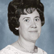 Mme Jacqueline Brunet Camirand