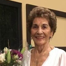 Mme Régina Lambert (née Leblanc)