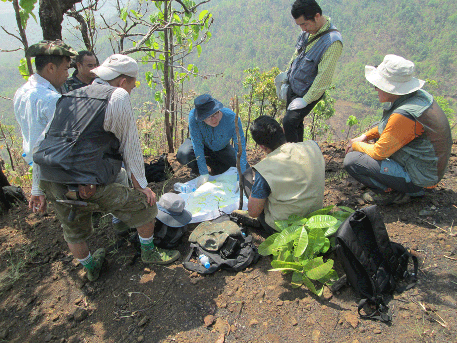 Field trip to the Bophi Vum area