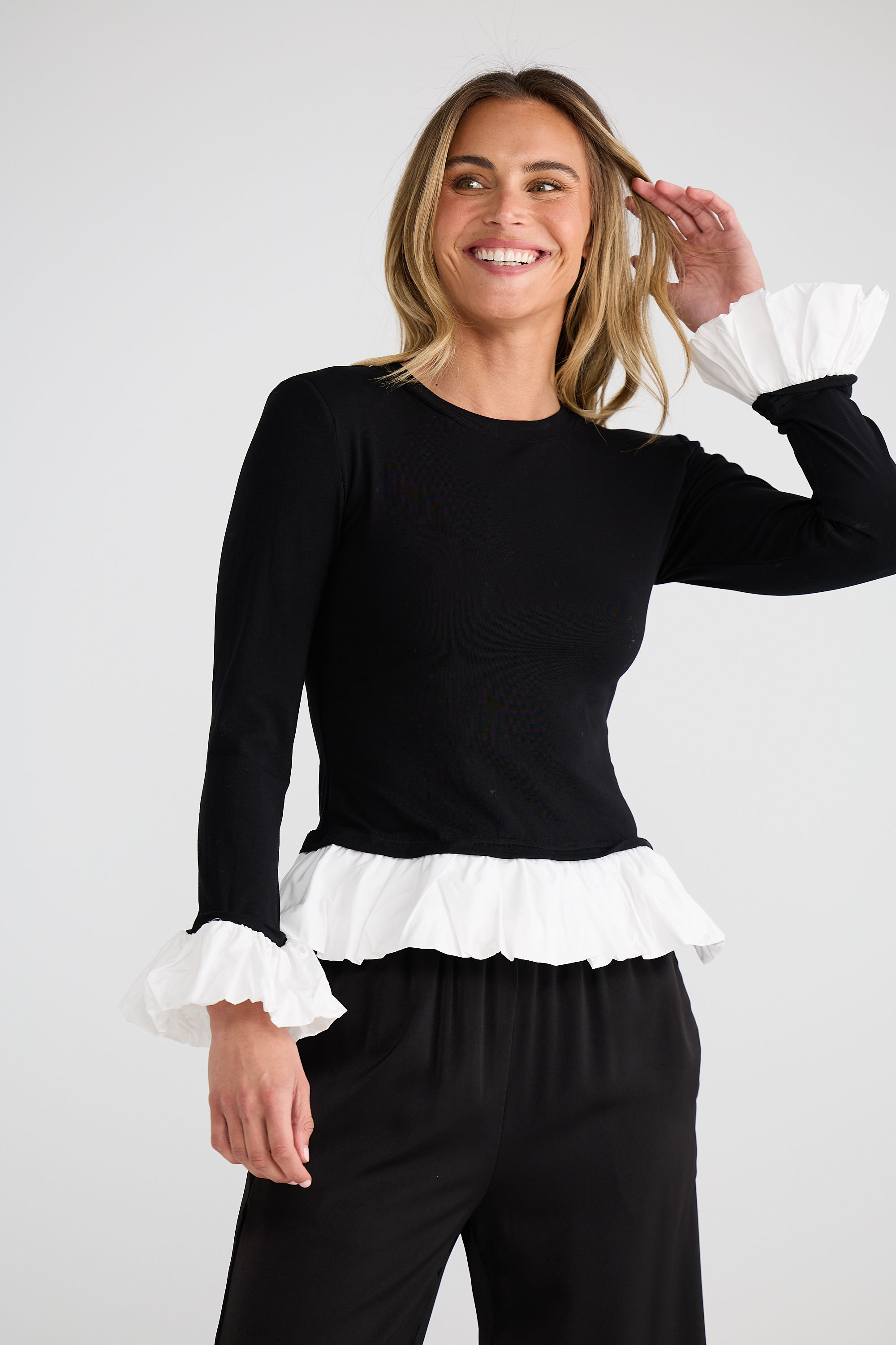 Wilde Top - Black with White