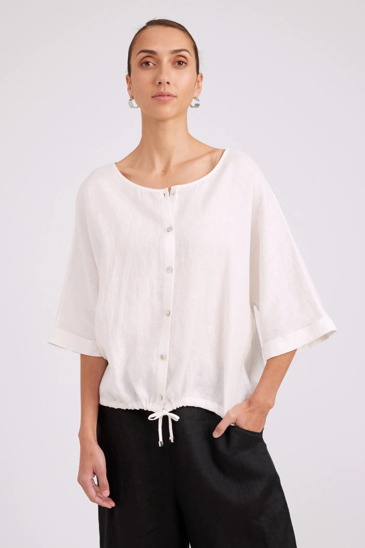 eb+ive Studio Button Top White