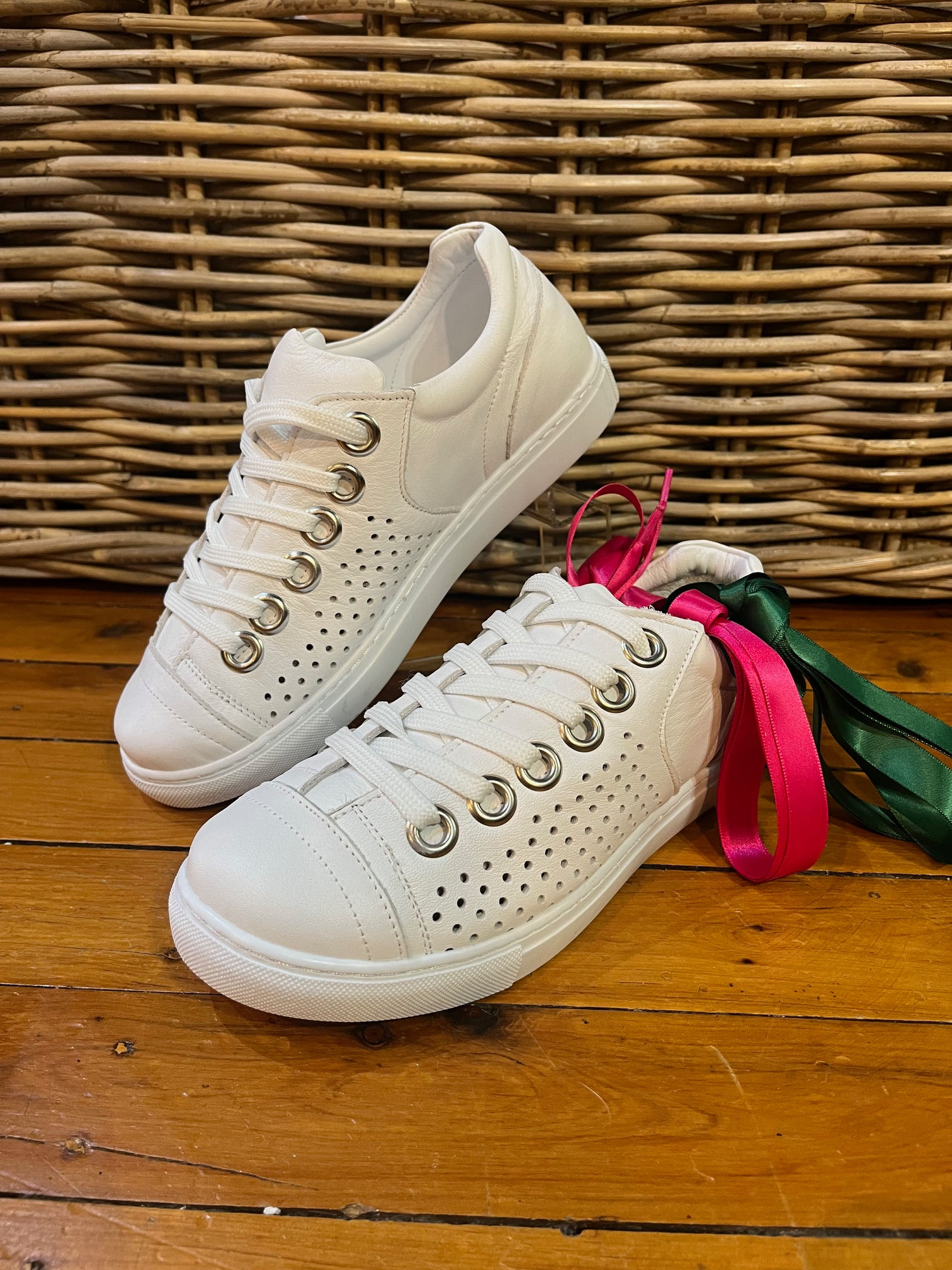 Rilassare Tells - White