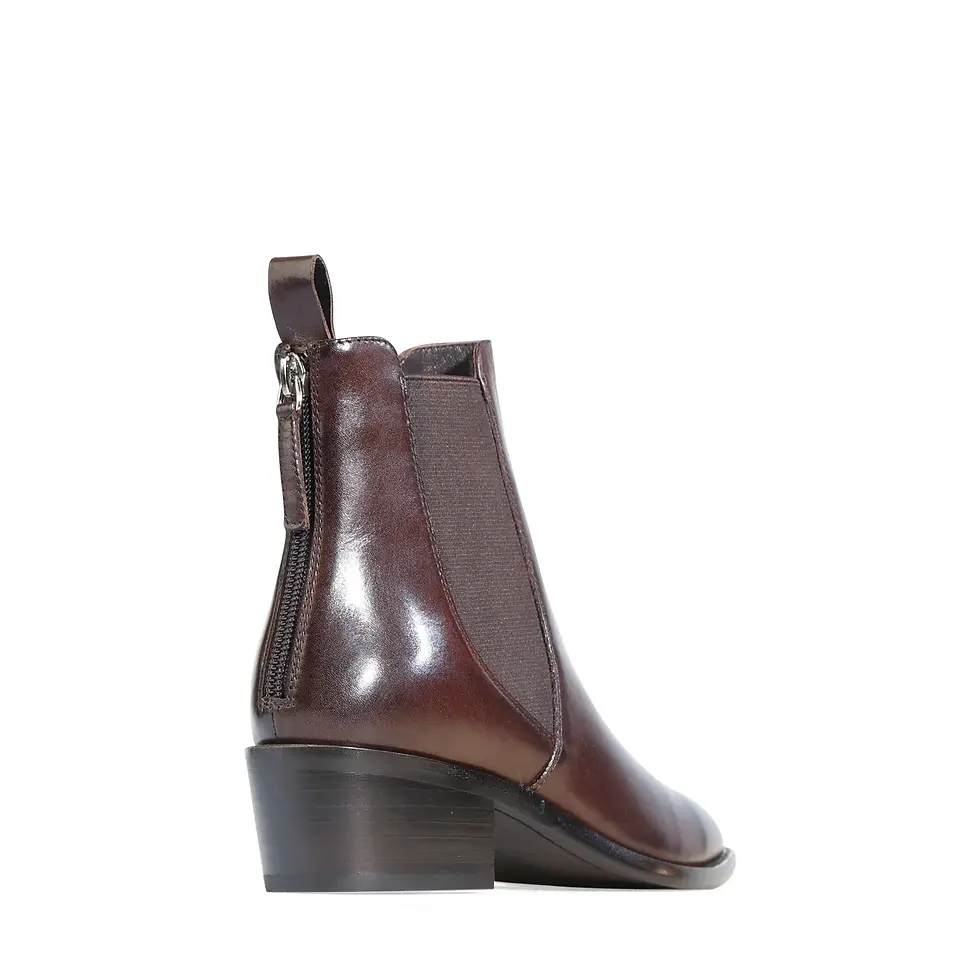 Thumbnail: EOS Ila - Chestnut