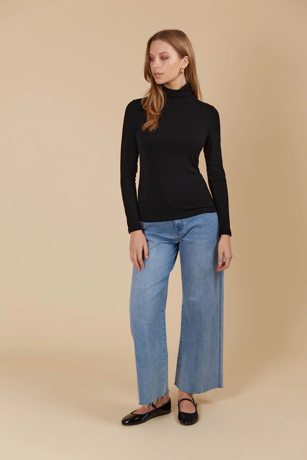 Naria Roll Neck Top - Onyx
