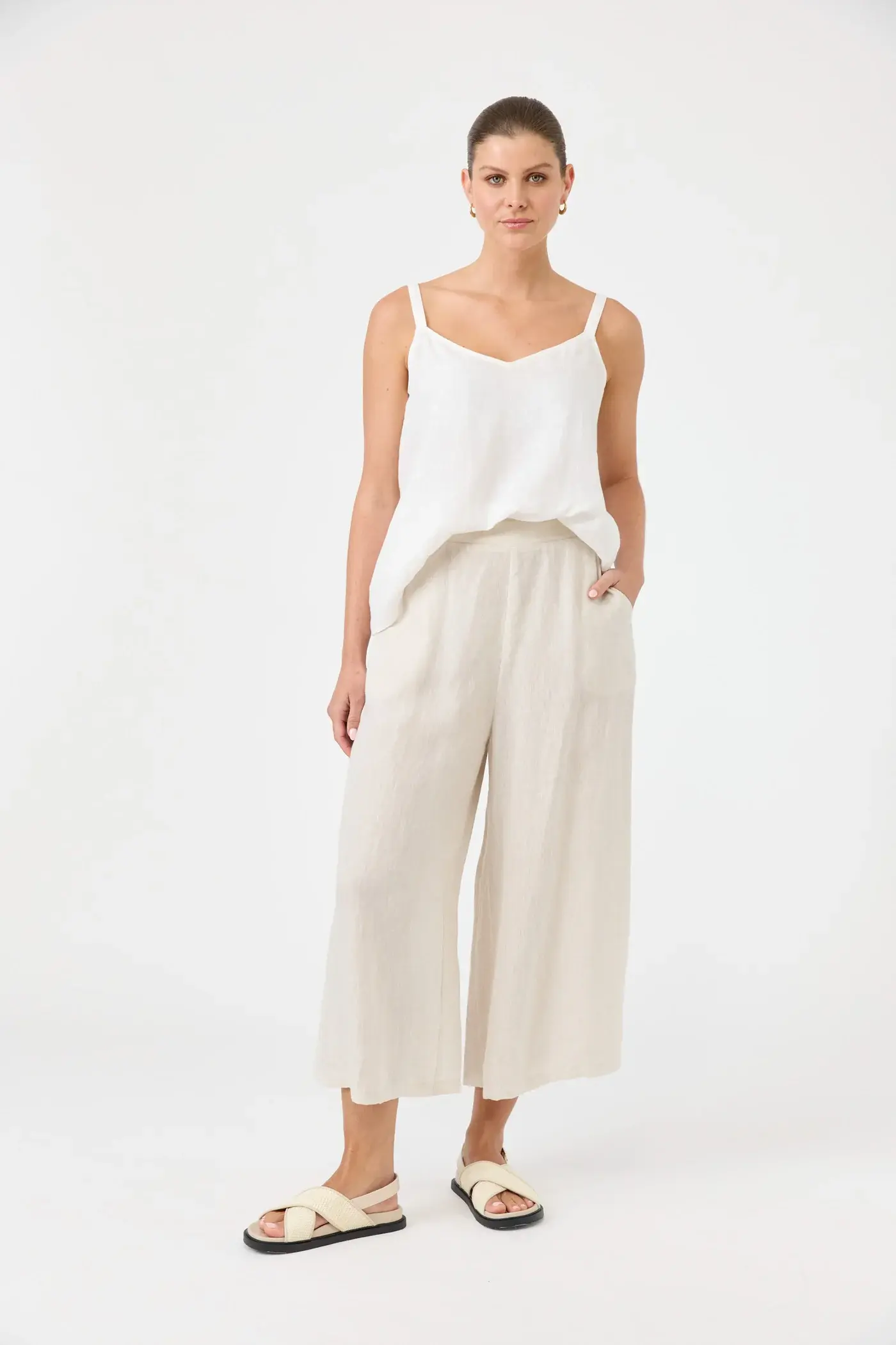 Studio Crop Pant - Tusk