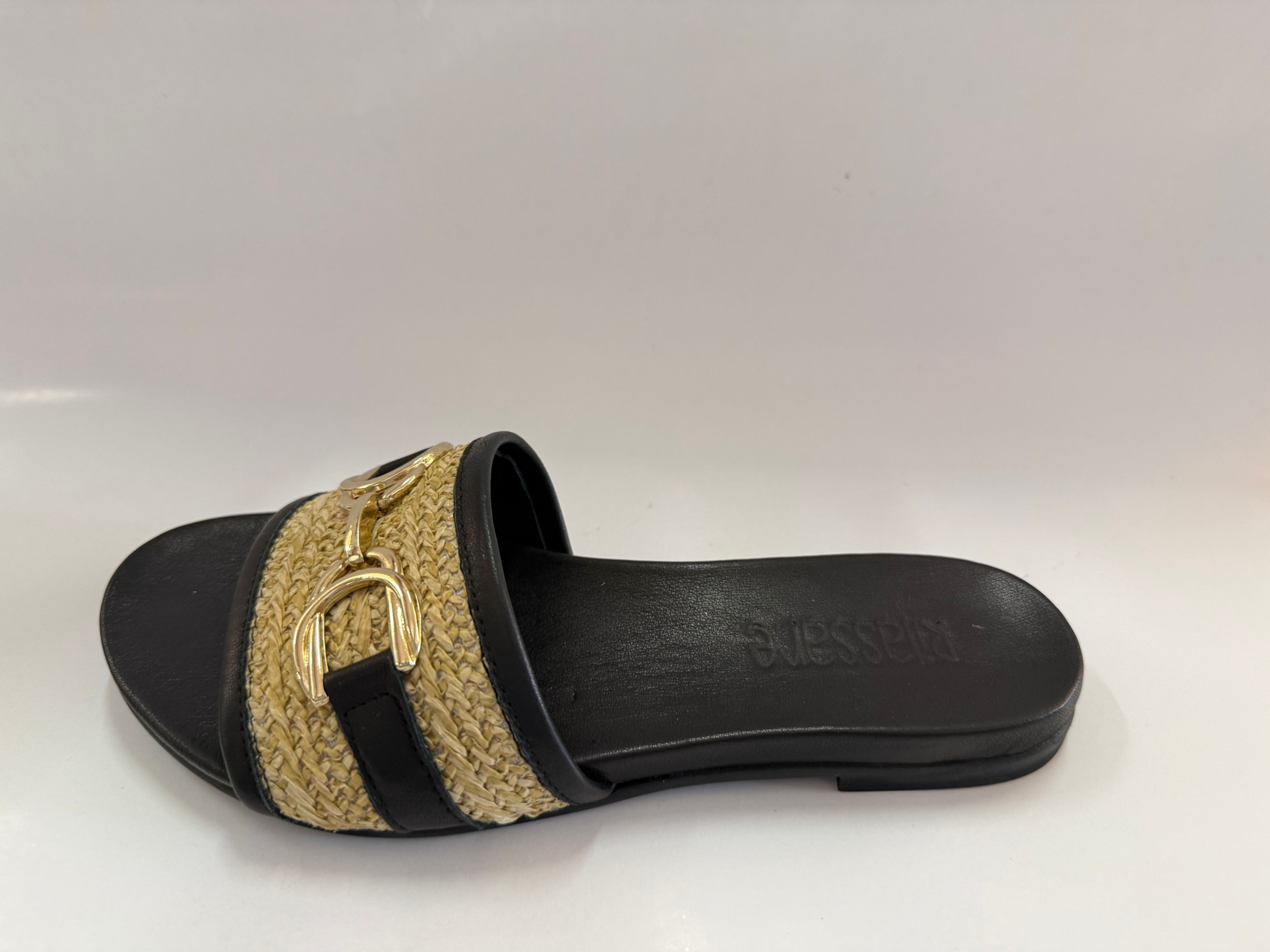 Rilassare Troops - Black