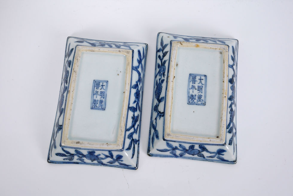 Thumbnail: A Pair of Blue and White Rectangular Dish with Wooden Box