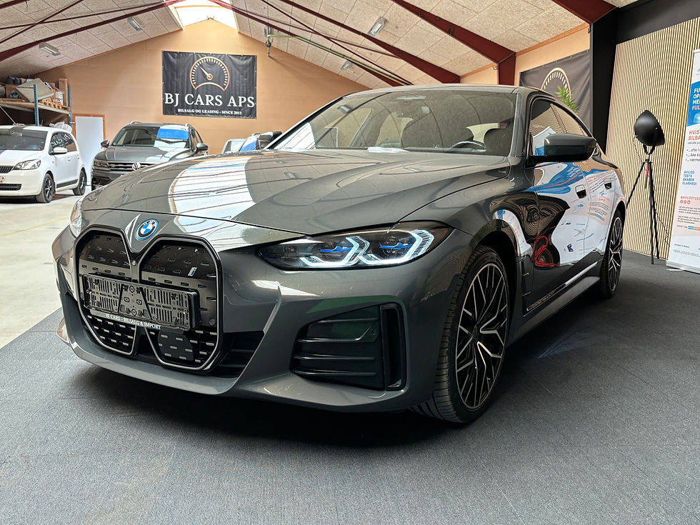 Miniaturebillede: BMW i4 eDrive40 M Sport, 5/2022, Head up, El træk, 89.600 km