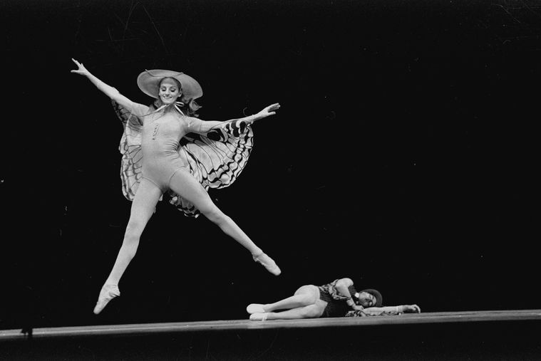 Sara Leland