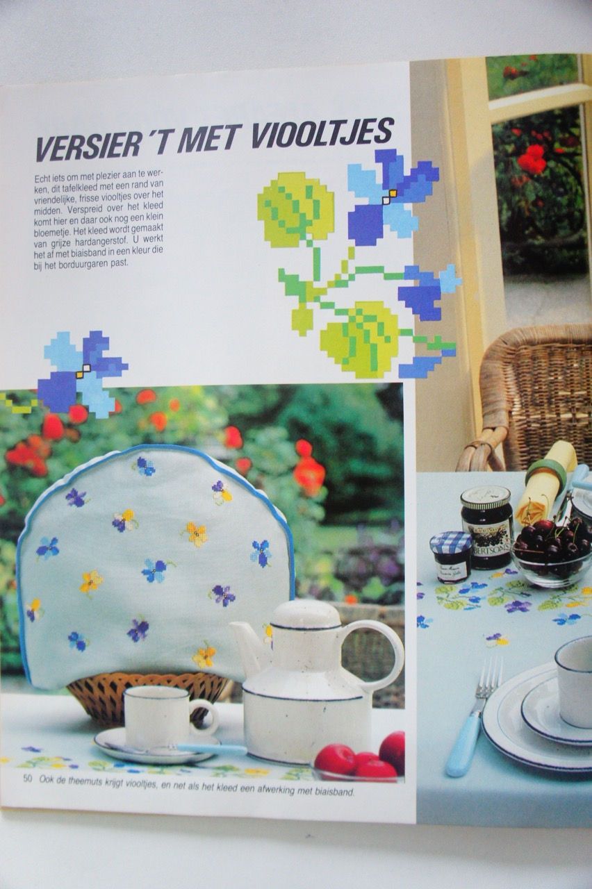 サムネイル： オランダのクロスステッチ雑誌「サンプラー」