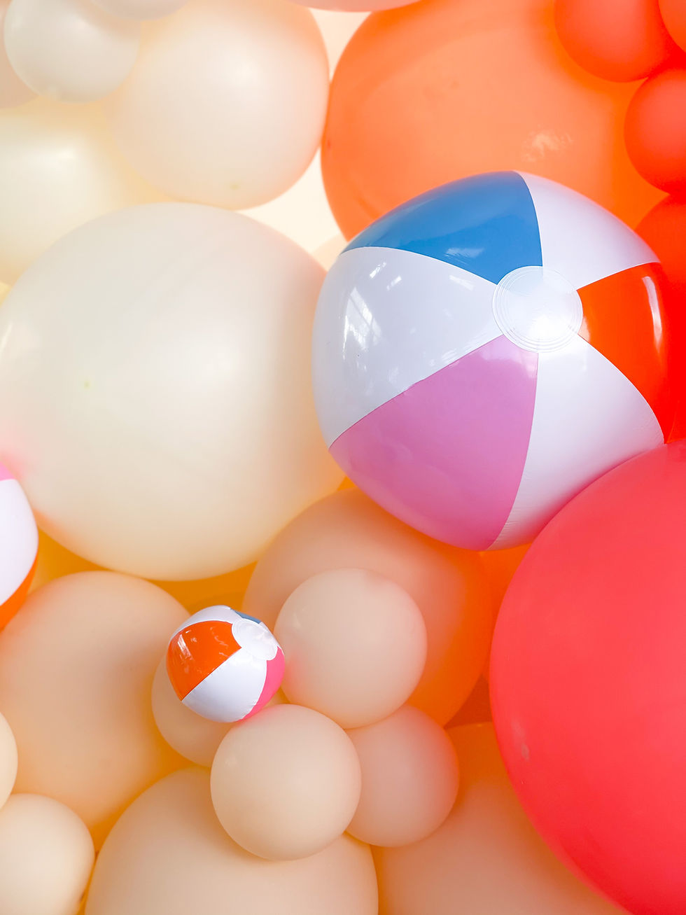 Thumbnail: Balloon Walls