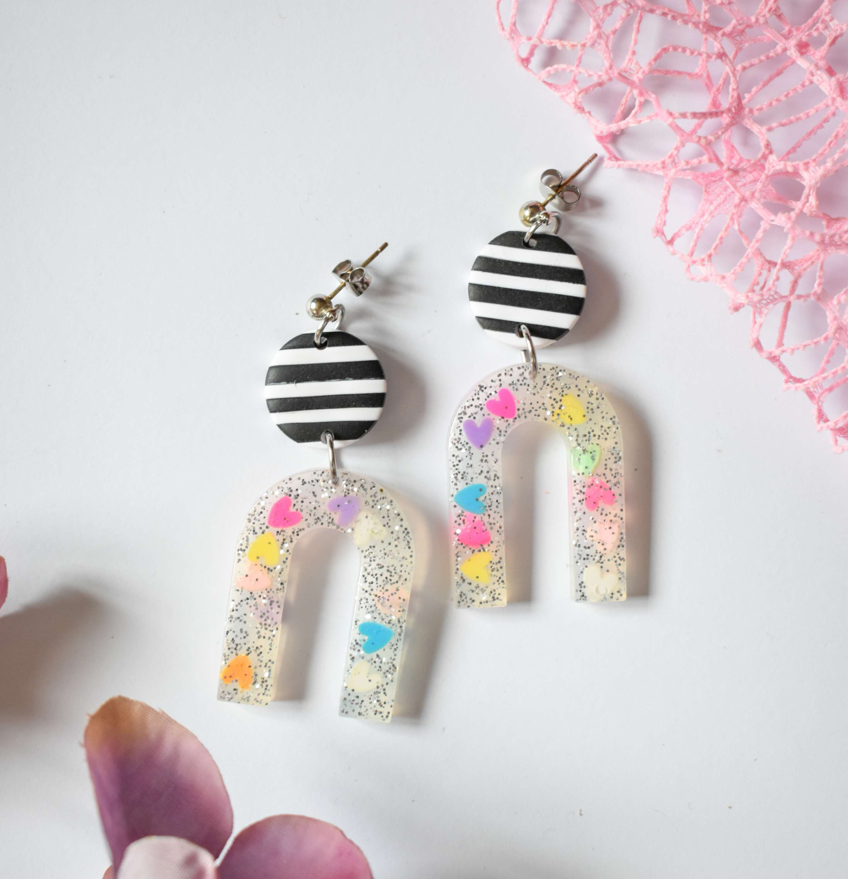 Цветни обеци арки