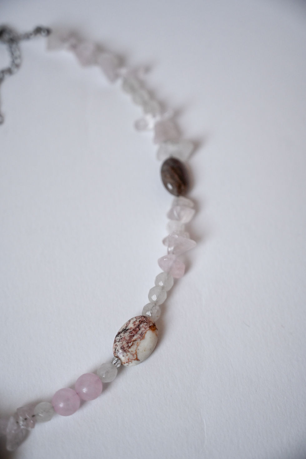 Миниатюра: Колие с хортензия и розов кварц 