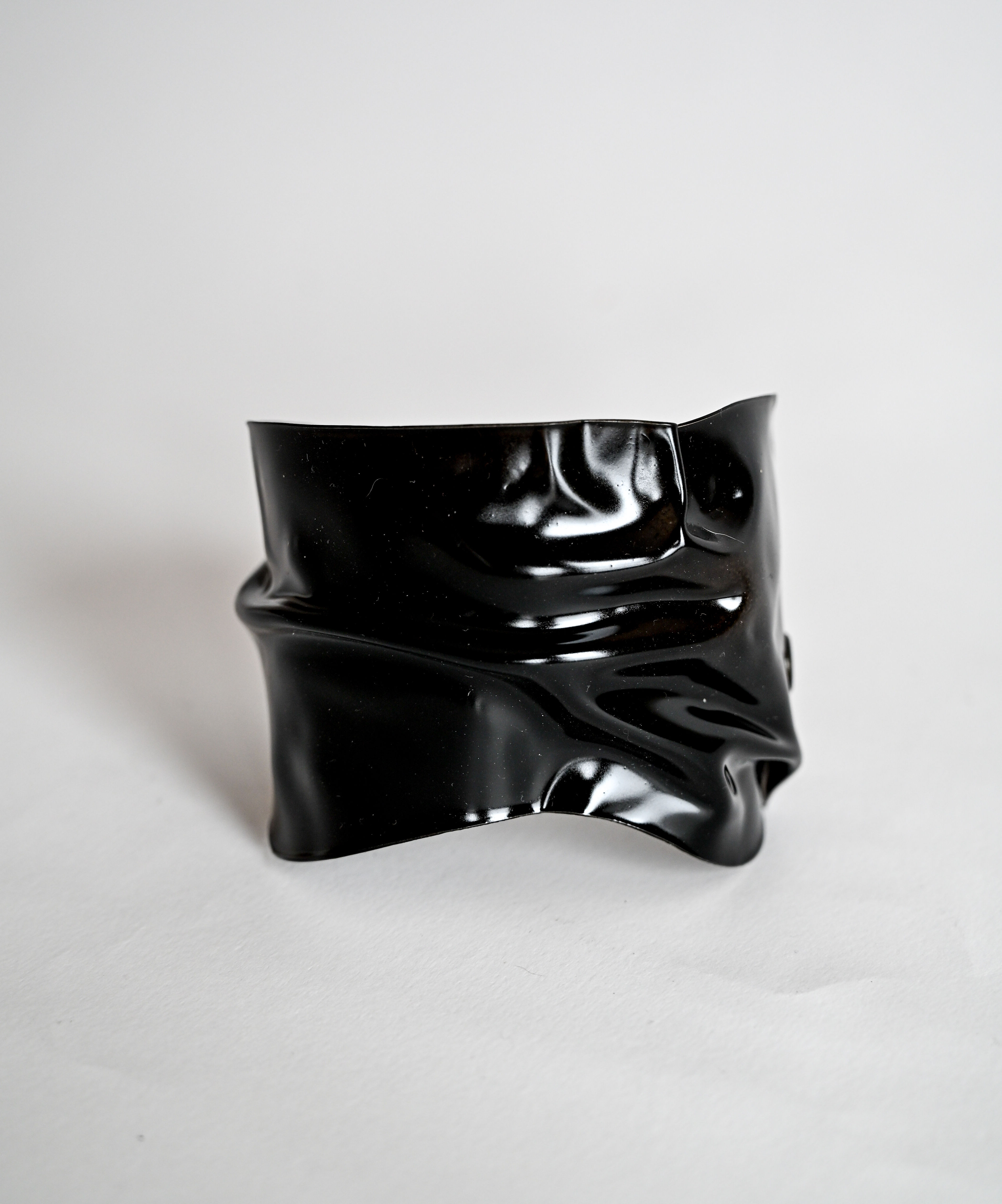 Гривна Liquid Eclipse 