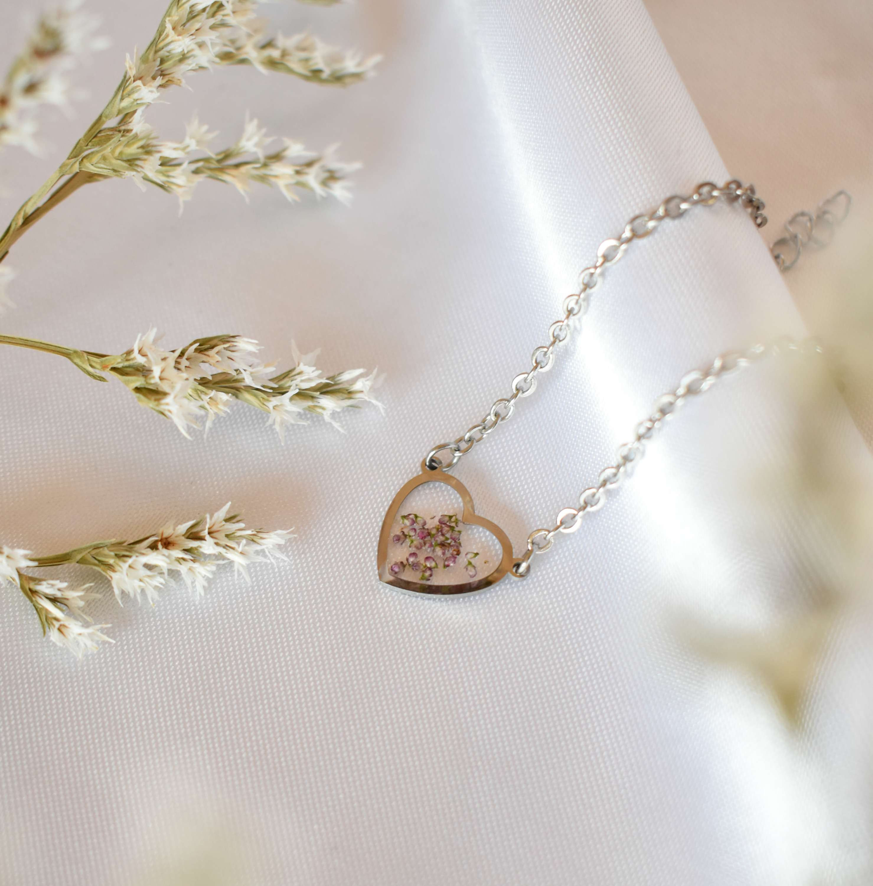 Гривна сърце 