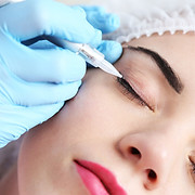 eyeliner makeup