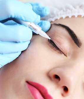eyeliner make-up