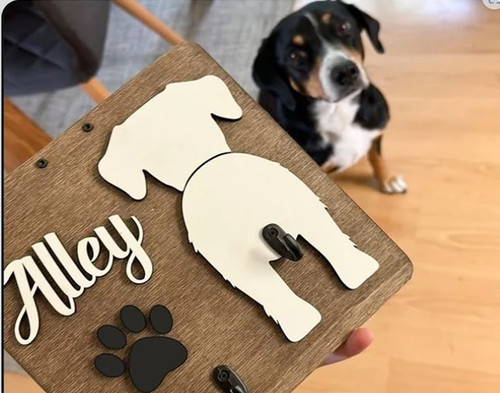 CARVEGLOW® 3D Pet Name and Paw Wooden Wall Mounted Leash Holder