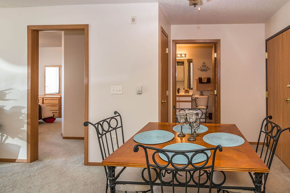 Lyncrest-Manor-Apartments-12_preview