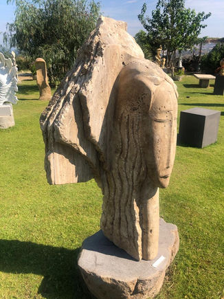 Hamza Arslan 
Traverten/Travertin
2021