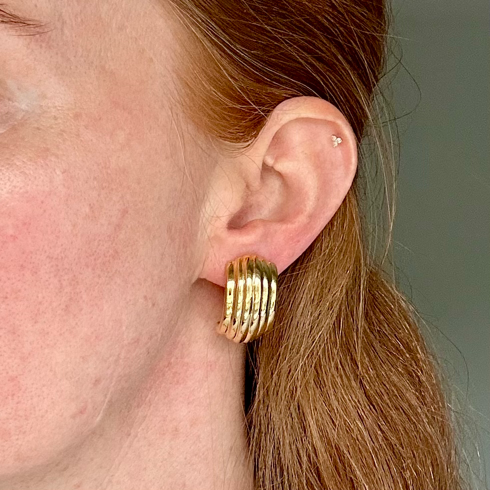 Thumbnail: Large Ribbed Hoop Earrings