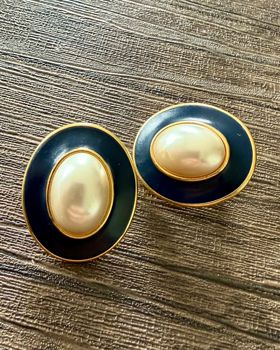 Thumbnail: Dervla Earrings