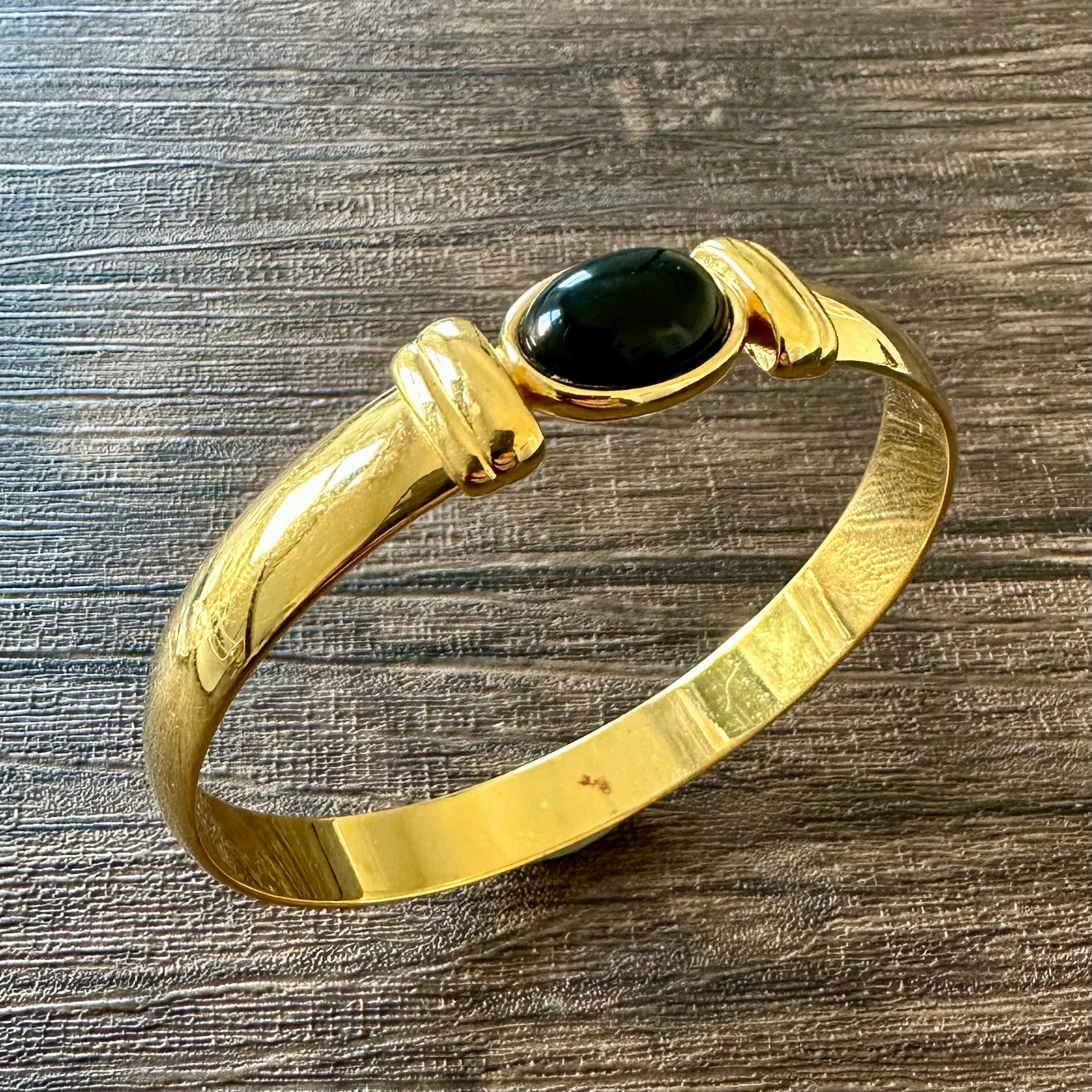 Black Cabochon Bangle