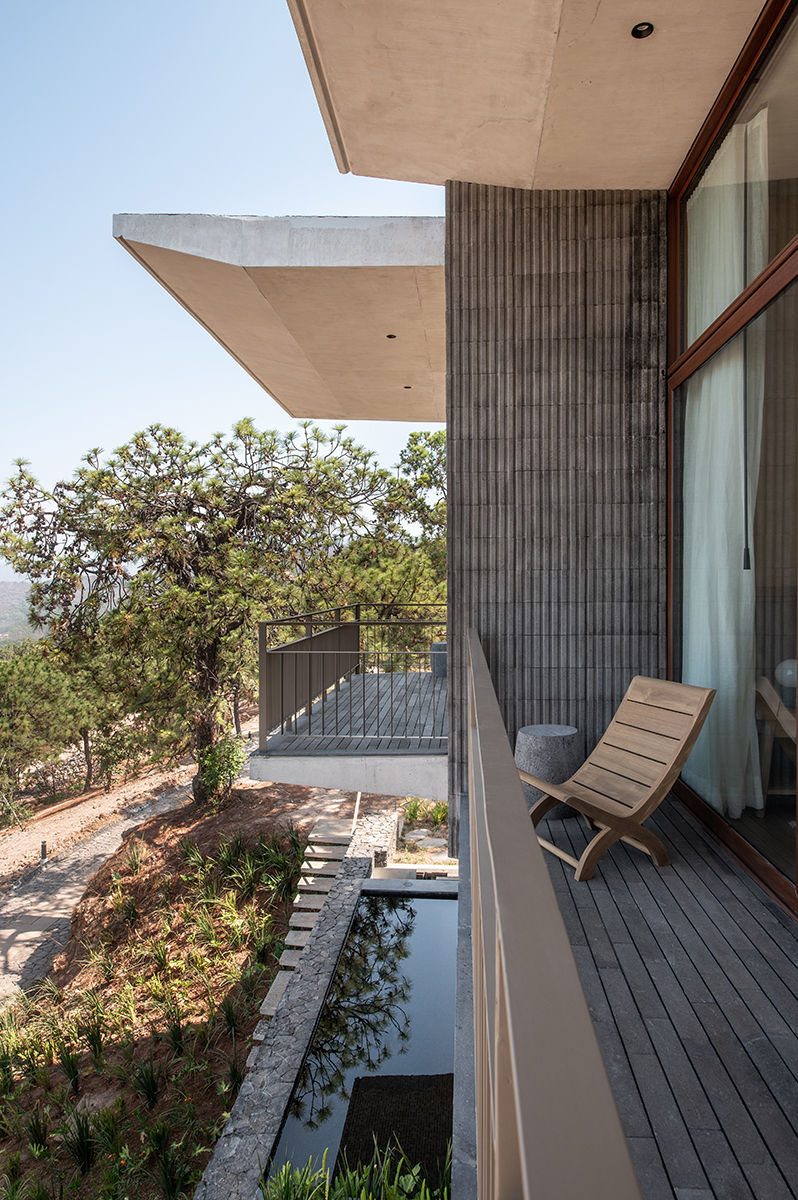 202505016-NIDO WEB RES.jpg