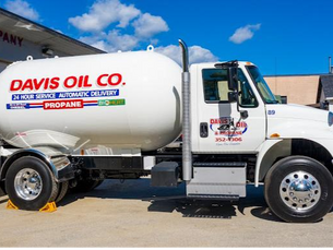 photo of Davis oil company truck in Keene, NH