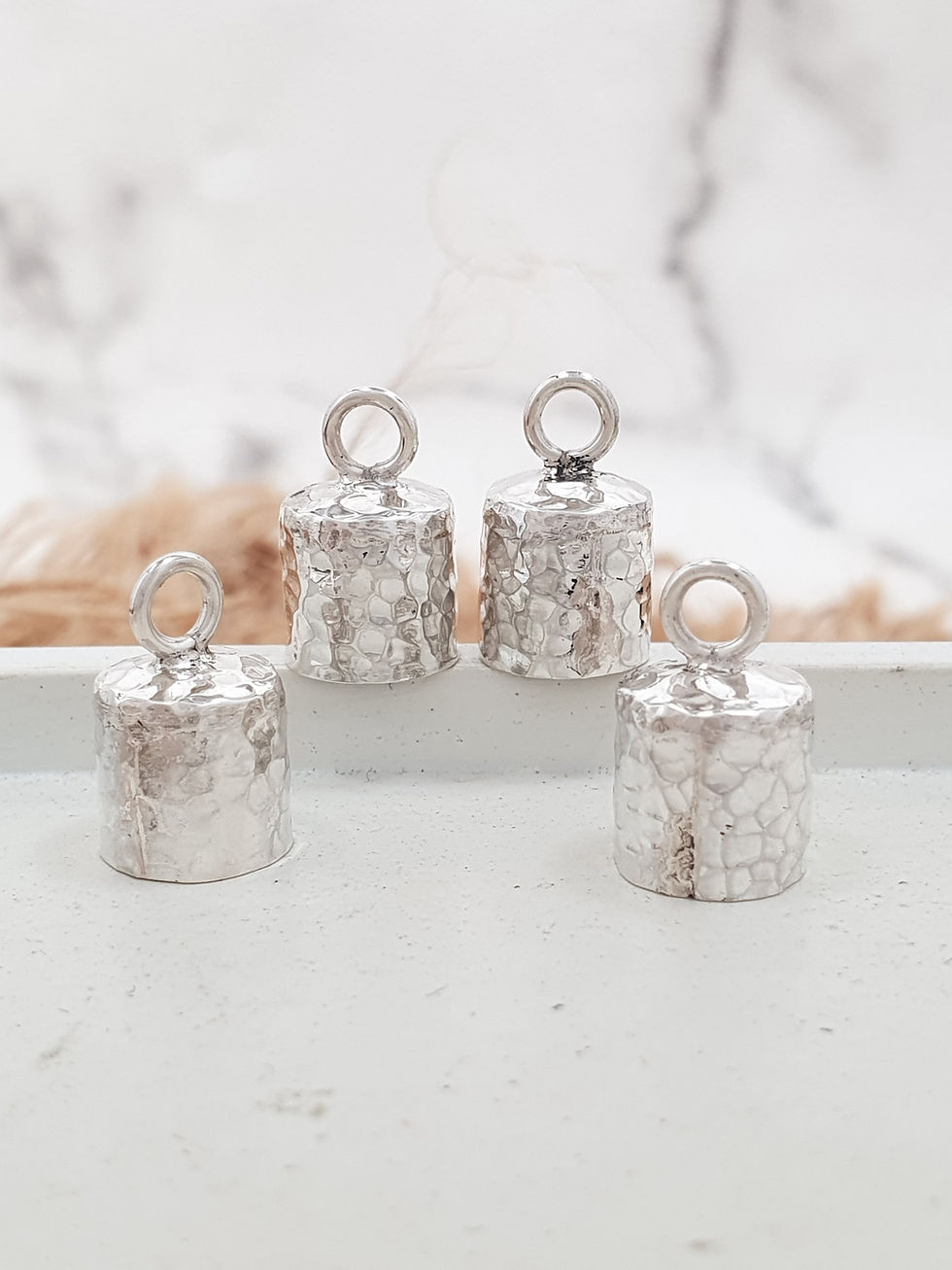 Thumbnail: Sterling silver hammer end cap 8.0 mm | EC998875