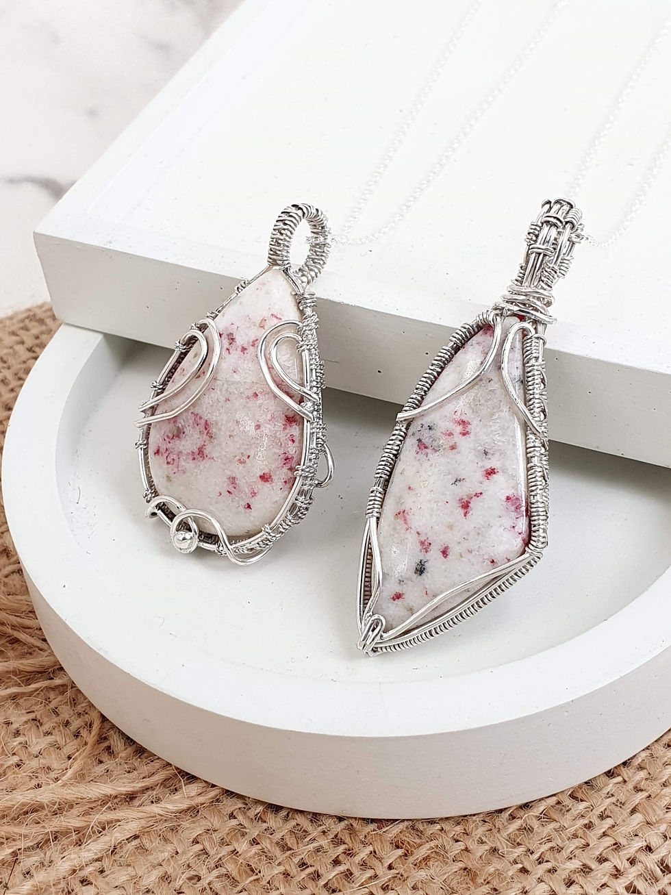 Thumbnail: Sterling silver wire wrapped necklace with Cinnabar Jasper | NL779072