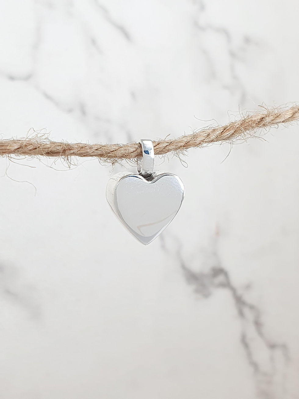 Thumbnail: Sterling silver cremation urn necklace Heart 15 mm | CH557329