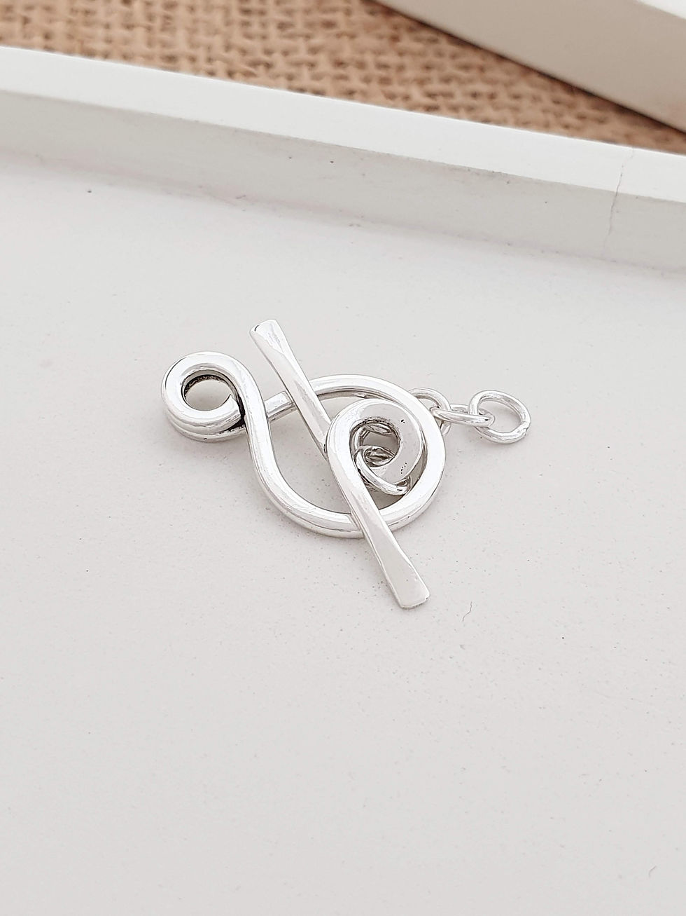 Thumbnail: Sterling silver infinity toggle clasp 14 x 22 x 25 mm | CL228823