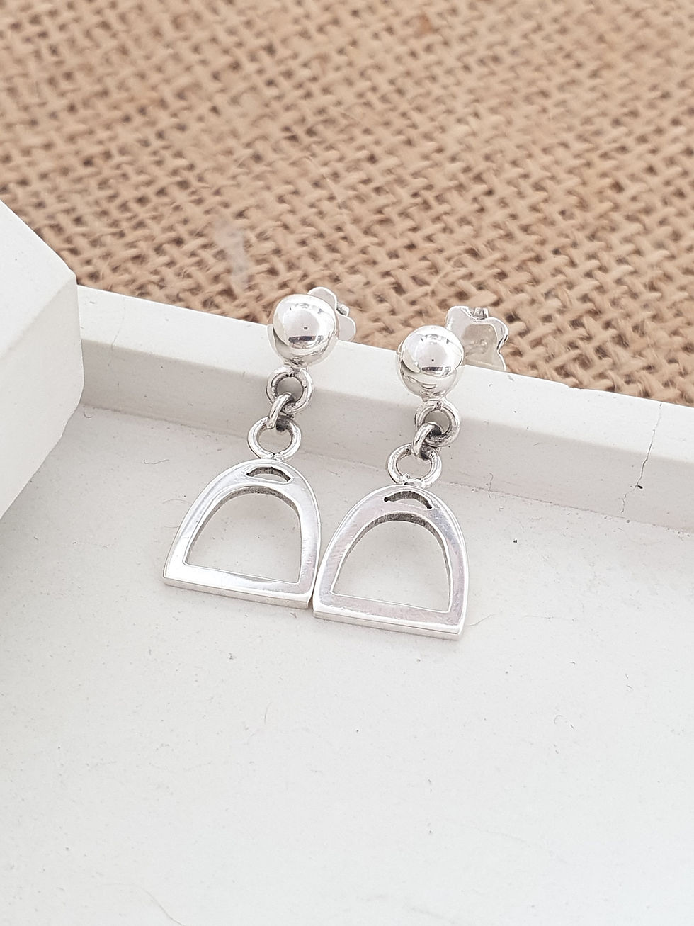 Thumbnail: Sterling silver equestrian stirrup earring 10.8 x 11 mm | ER330057