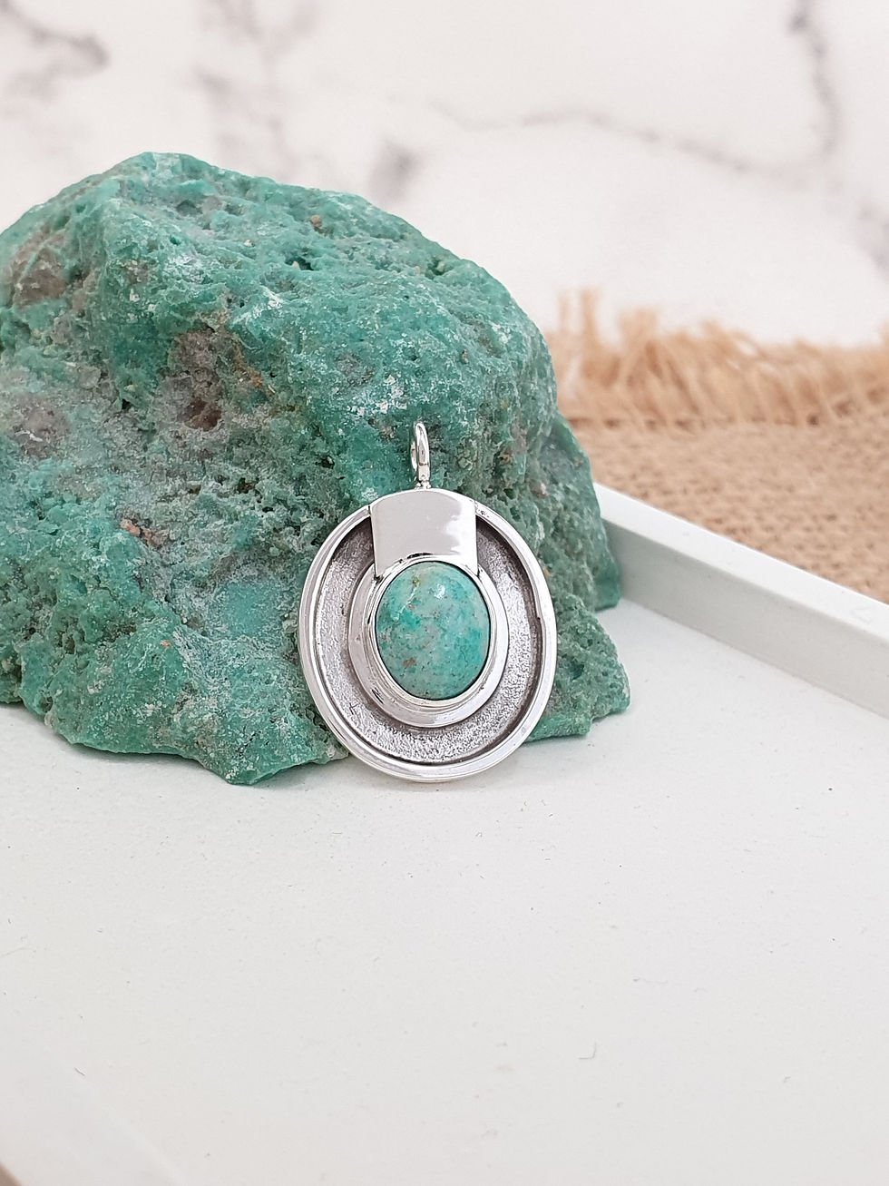 Miniature : Sterling silver equestrian horsehair charm with Turquoise | CH557297