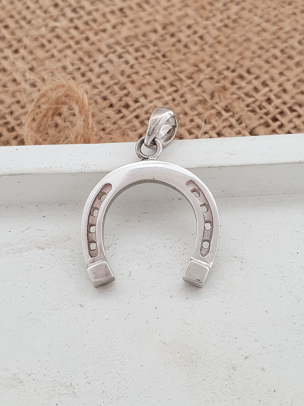 Miniaturbild: Hufeisen-Anhänger aus Sterlingsilber | CH557160
