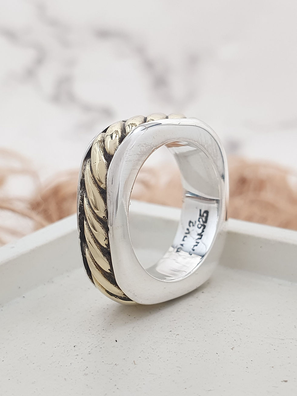 Thumbnail: Sterling silver contemporary ring 3.5 x 7.5 mm | RG887803