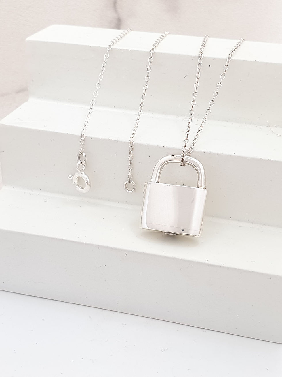 Miniatura: Sterling silver cremation urn necklace Padlock 15 mm | CH557333