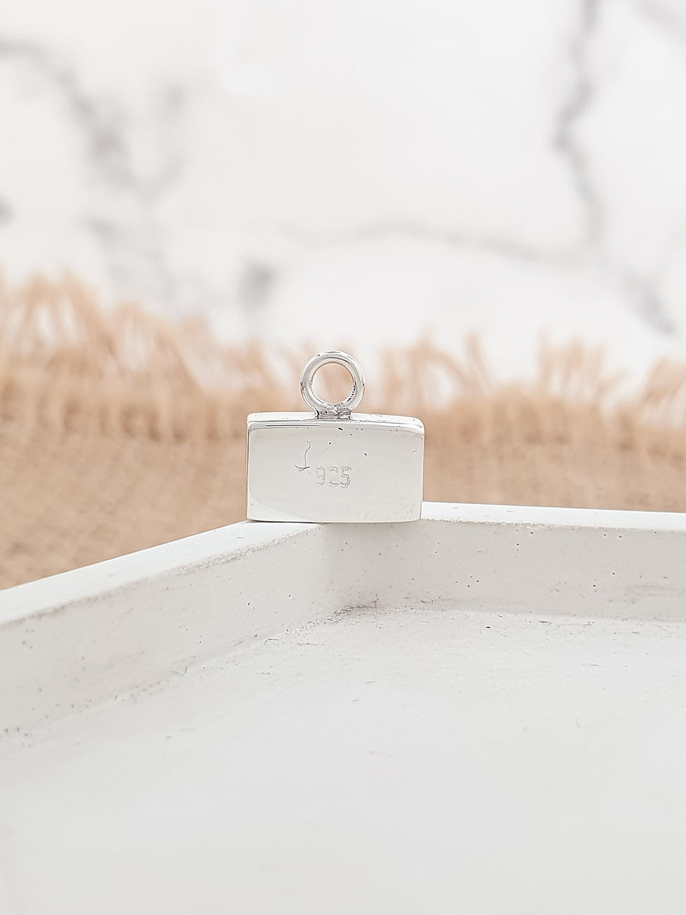 Thumbnail: Sterling silver end cap plain 10 x 6 x 2 mm | EC998836